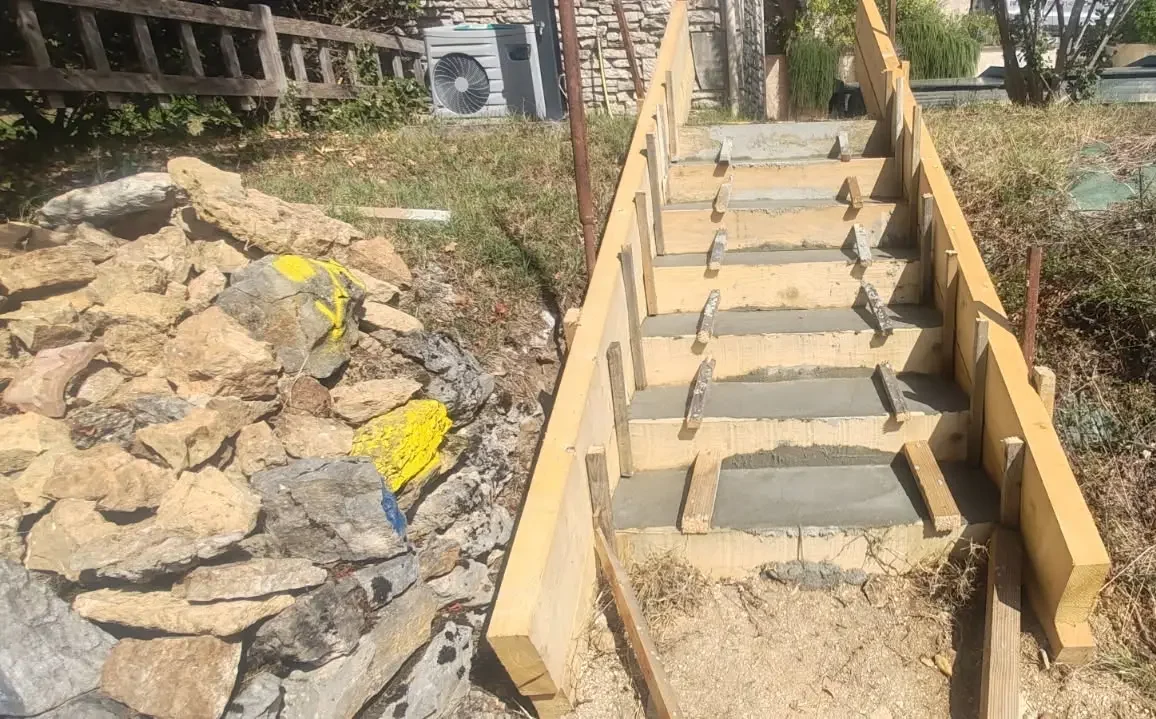 refaire-joints-murs-pierre-concores-arenes-et-fils46