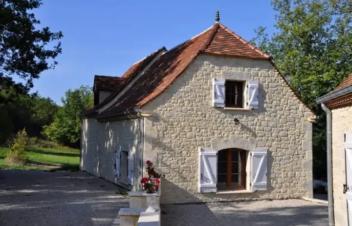 refaire-joints-murs-pierre-salviac-arenes-et-fils46